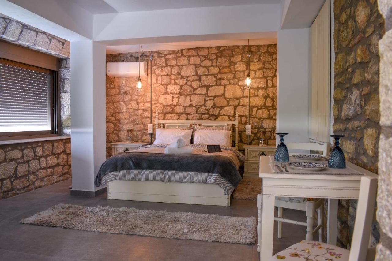 Вилла Coastal Stone Hideaway With Stunning Scenery Kitriai Экстерьер фото