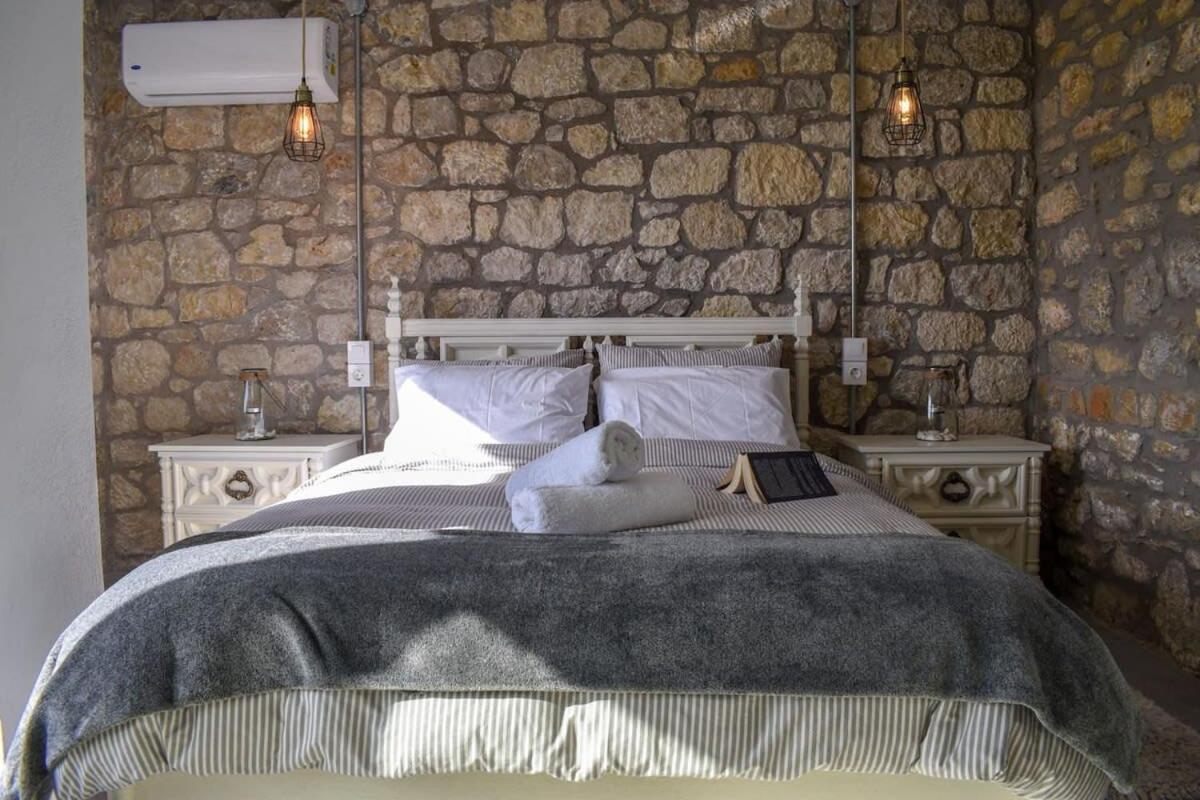 Вилла Coastal Stone Hideaway With Stunning Scenery Kitriai Экстерьер фото